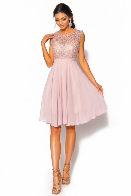 Zwiewna sukienka w kolorze brudnego różu. Model: IP-4093